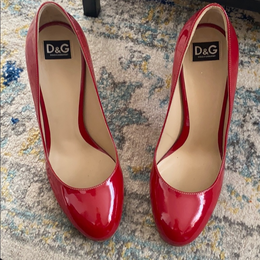 Dolce & Gabbana Red Pumps